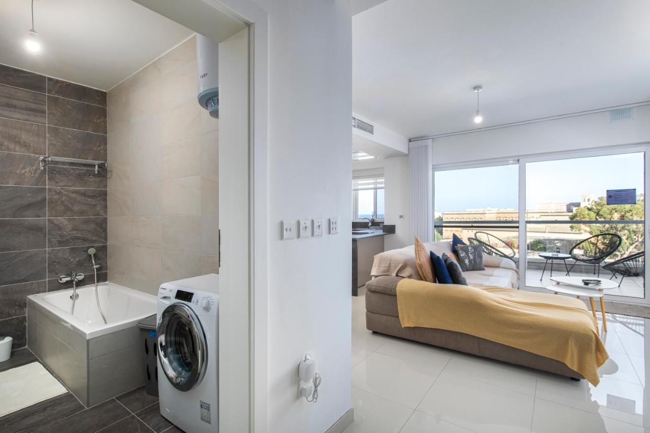 Spacious, Modern & Cosy 2 Bedroom 2 Bathroom Apartment - St. Julians Saint Julian's 外观 照片